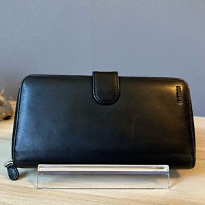 BALDININI LEATHER ZIPPER WALLET.